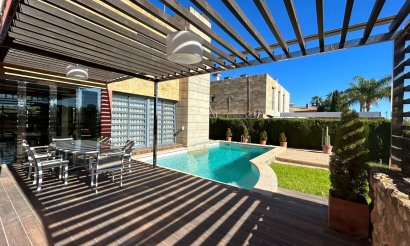 Reventa - Villa - Orihuela Costa - Dehesa de Campoamor