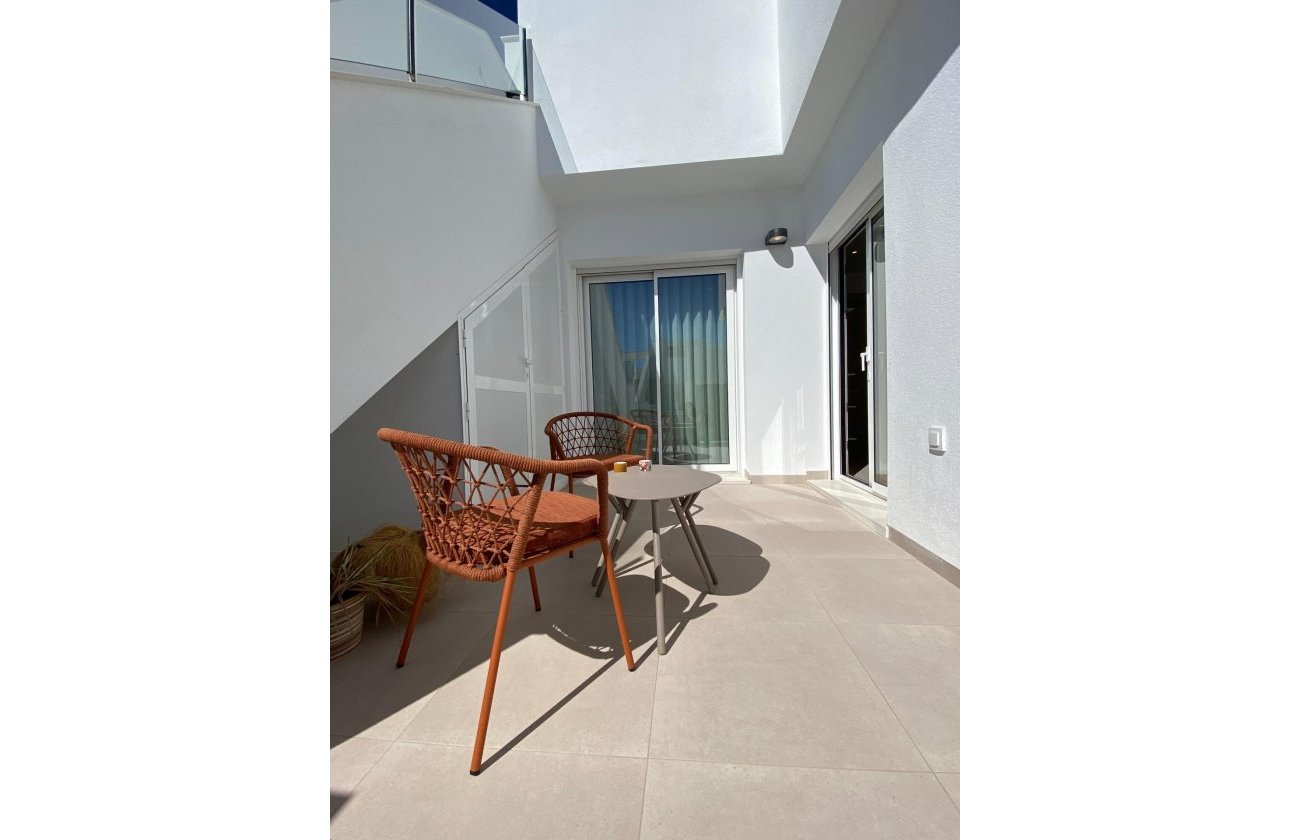 Obra nueva - Apartamento / piso - Pilar de la Horadada - pueblo