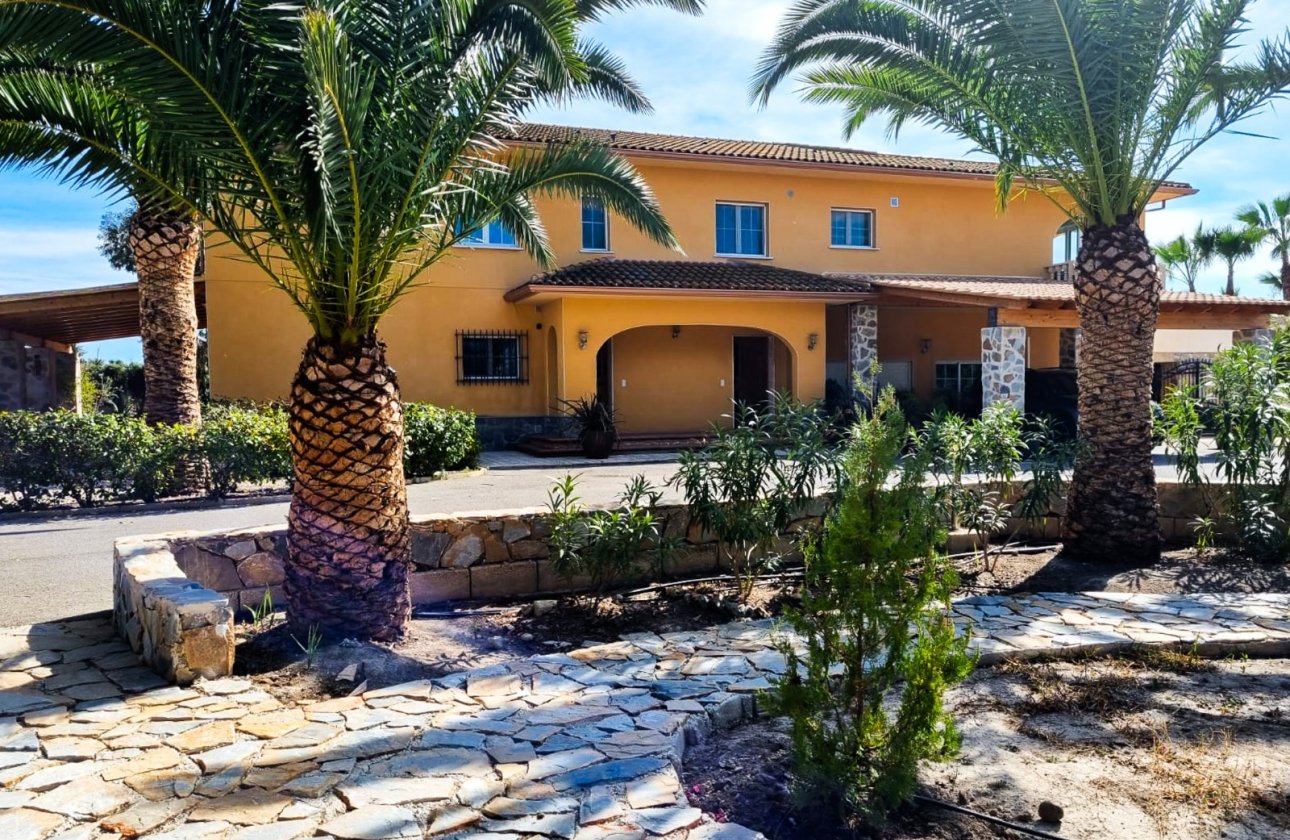 Reventa - Villa - Elche - Las Bayas