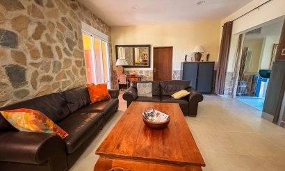 Reventa - Villa - Elche - Las Bayas