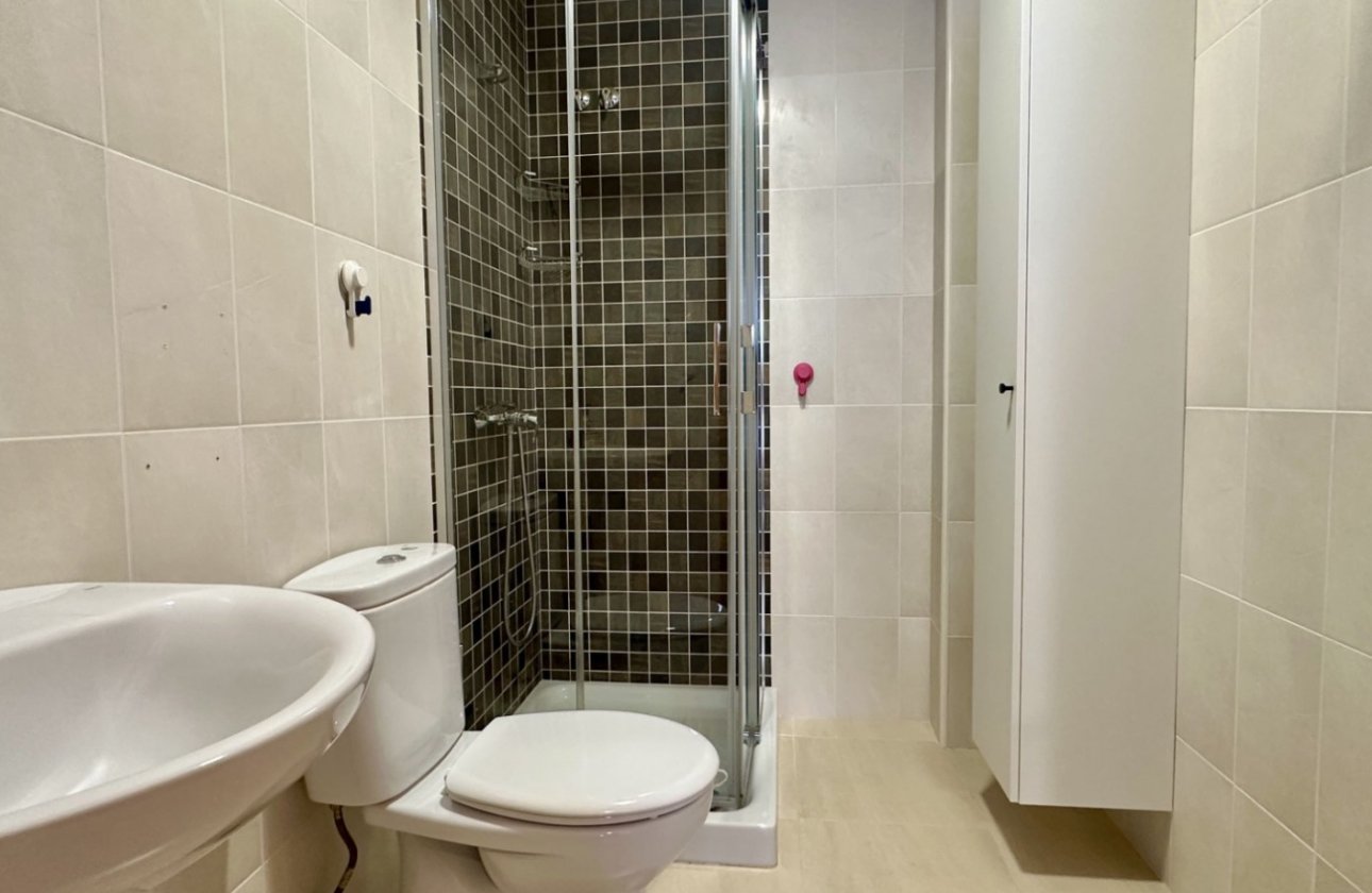 Resale - Apartment / flat - San Miguel de Salinas