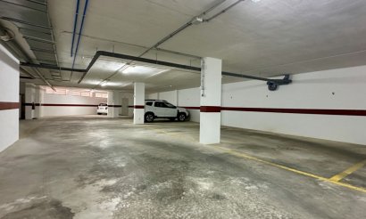 Resale - Apartment / flat - San Miguel de Salinas