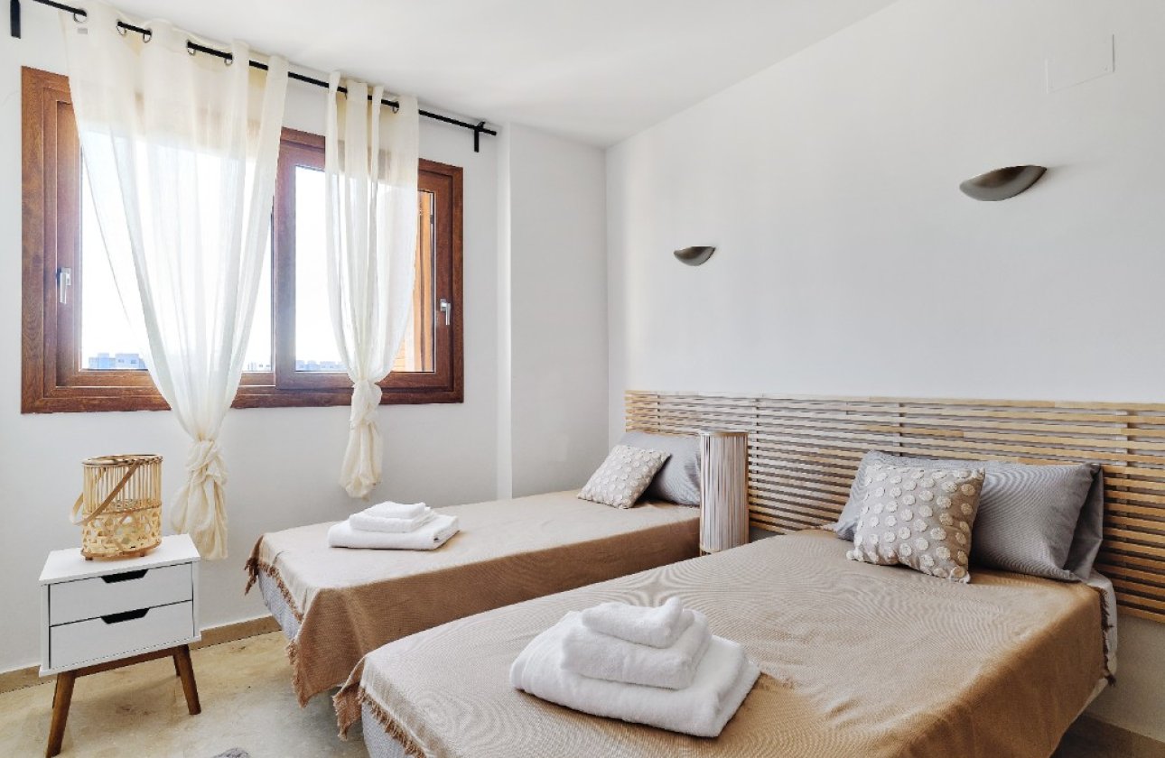  - Apartamento / piso - Punta Prima - La Entrada