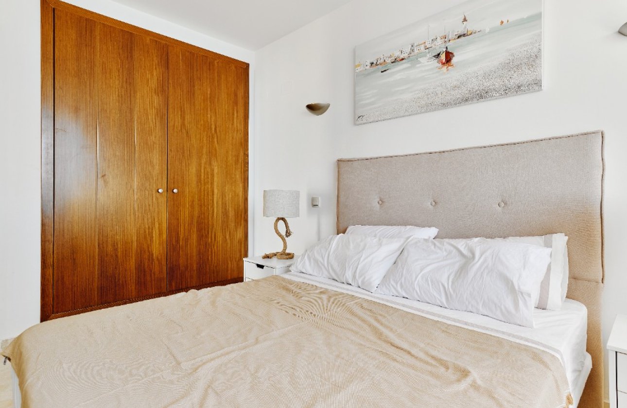  - Apartamento / piso - Punta Prima - La Entrada