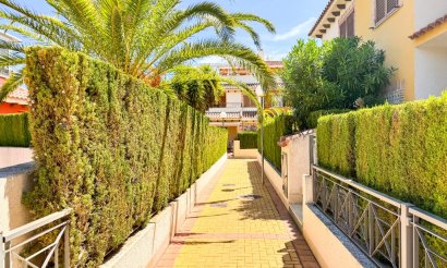  - Apartamento / piso - Orihuela Costa - Zeniamar