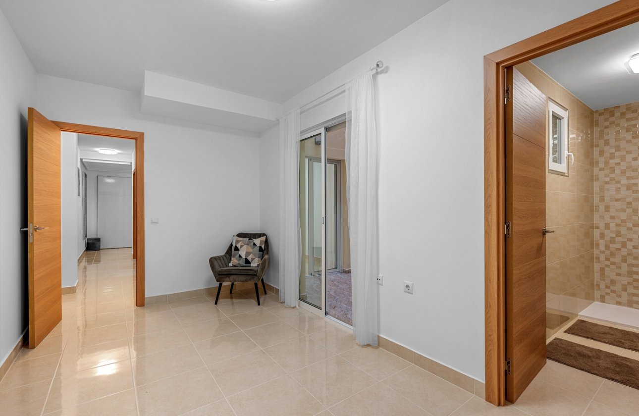Reventa - Apartamento / piso - Torrevieja - Playa del Cura