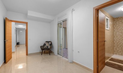 Reventa - Apartamento / piso - Torrevieja - Playa del Cura
