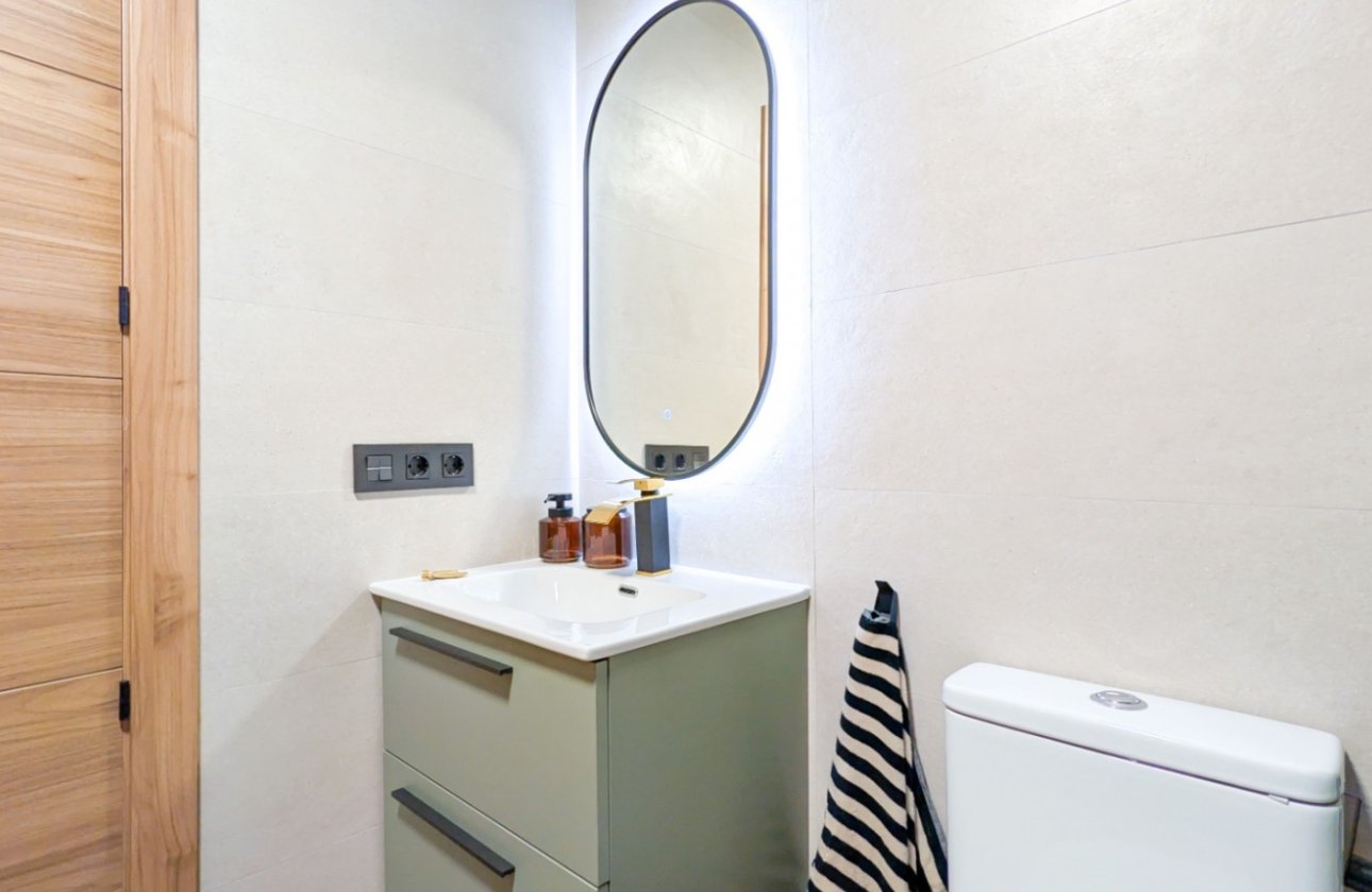 Reventa - Apartamento / piso - Torrevieja