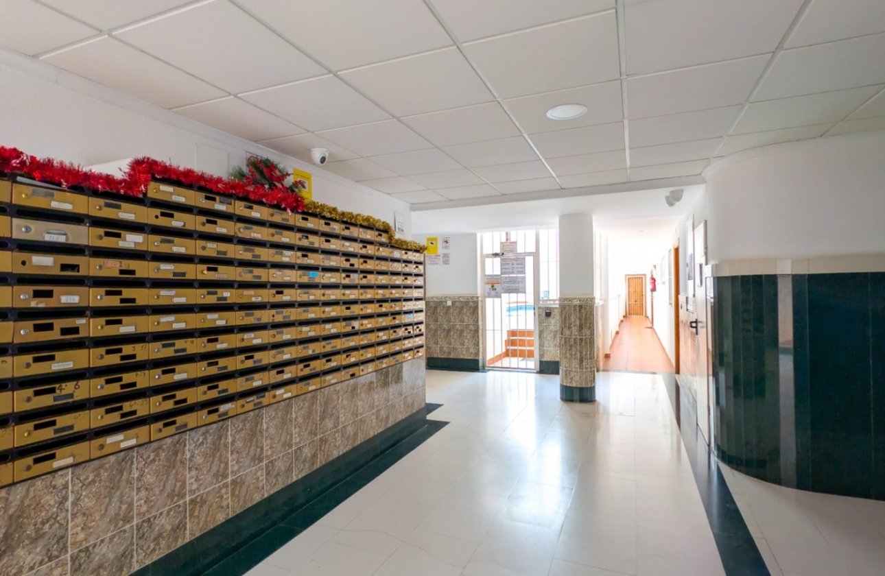 Reventa - Apartamento / piso - Torrevieja