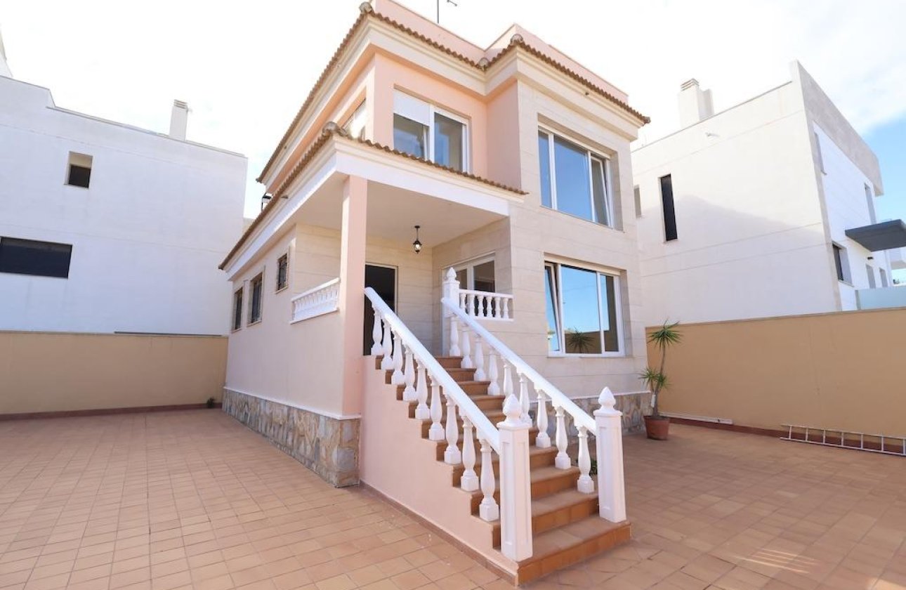 Reventa - Villa - Orihuela Costa - Villamartín-Las Filipinas