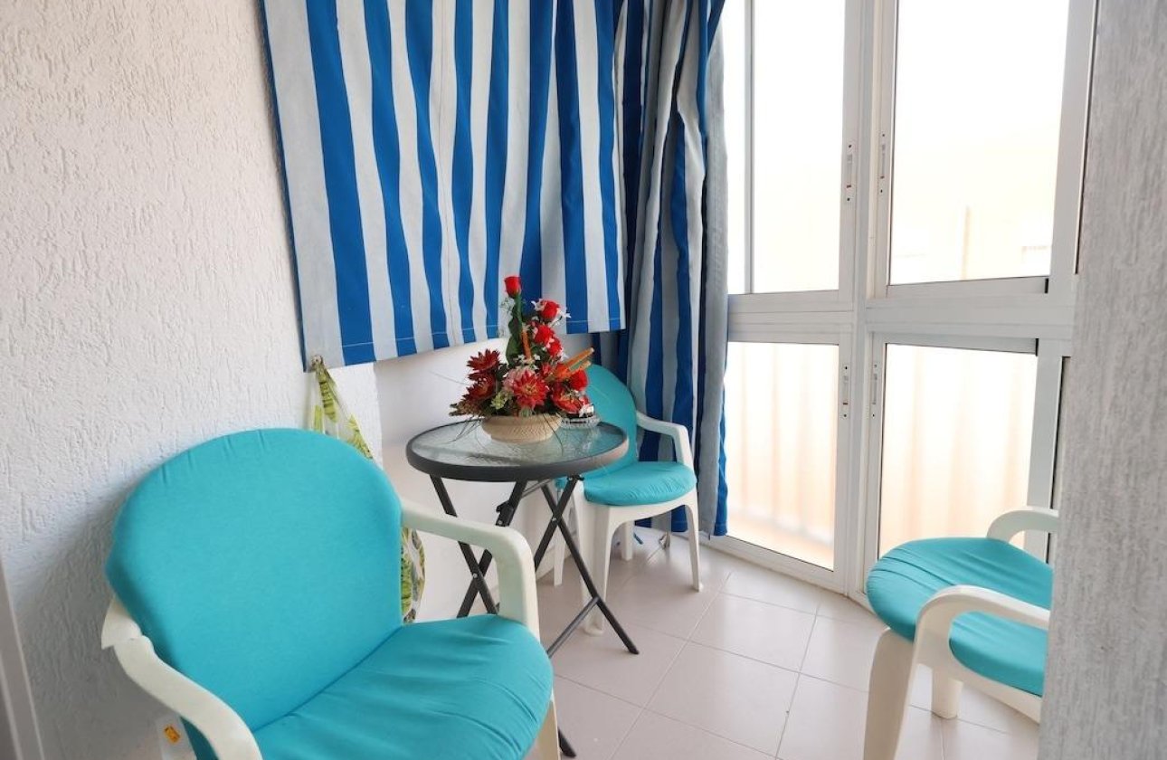 Reventa - Apartamento / piso - Torrevieja - La Mata pueblo