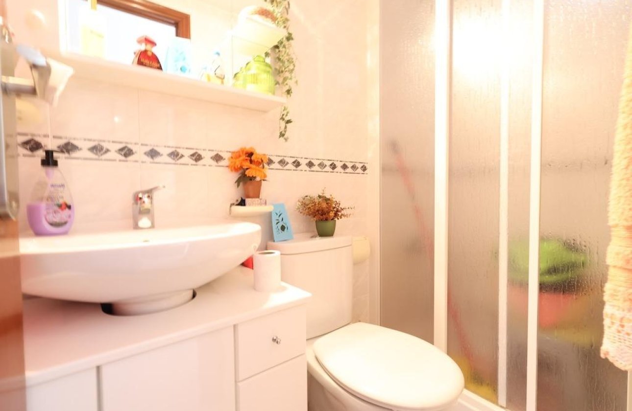 Reventa - Apartamento / piso - Torrevieja - La Mata pueblo