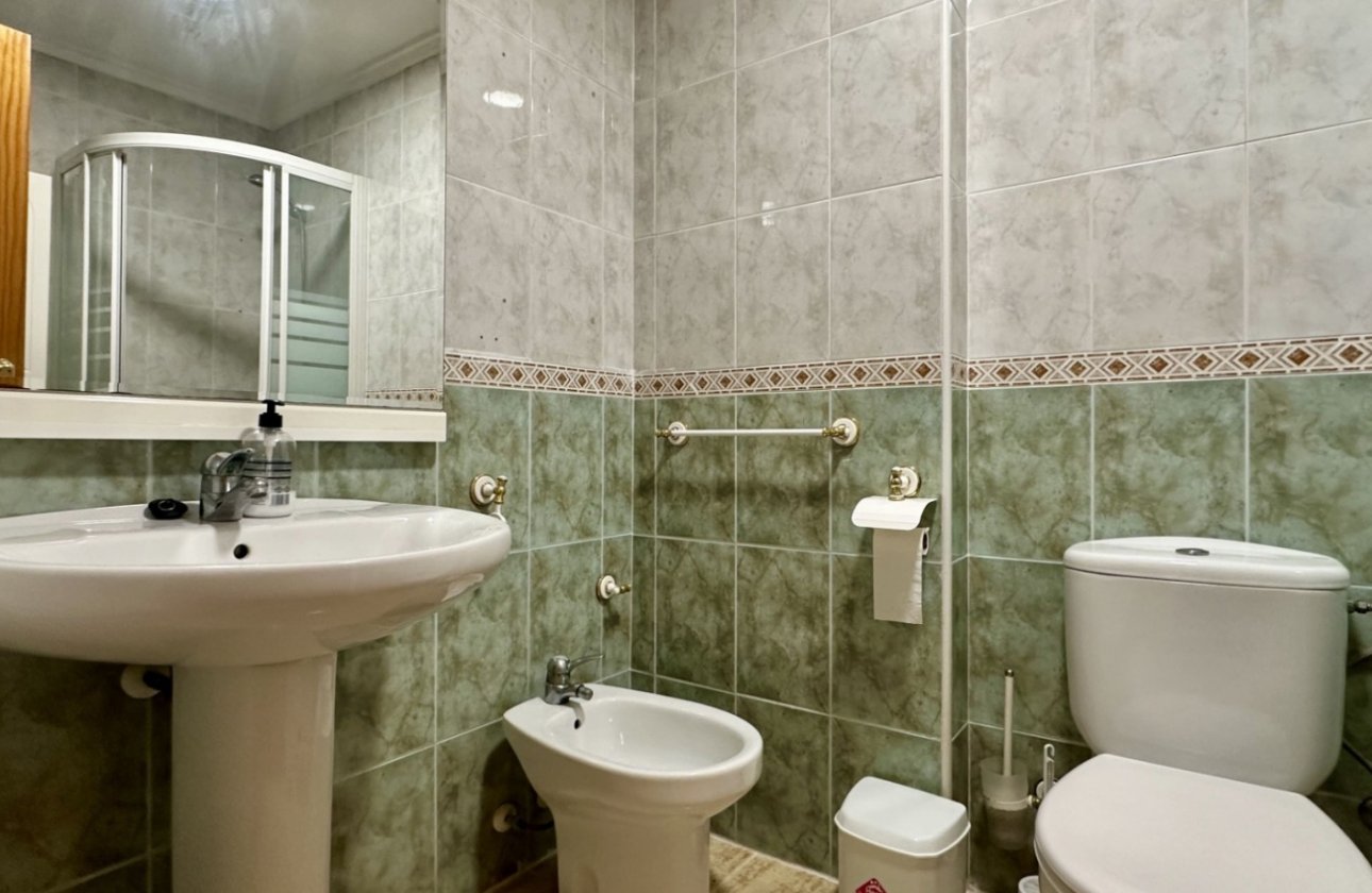 Resale - Apartment / flat - Torrevieja