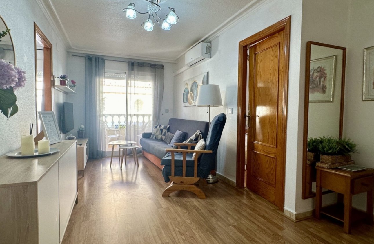 Resale - Apartment / flat - Torrevieja