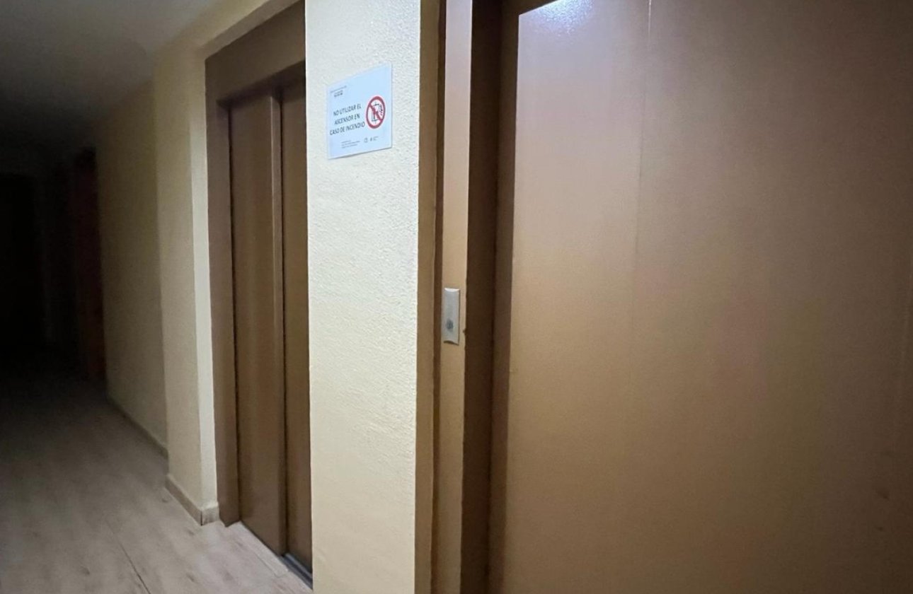 Resale - Apartment / flat - Torrevieja