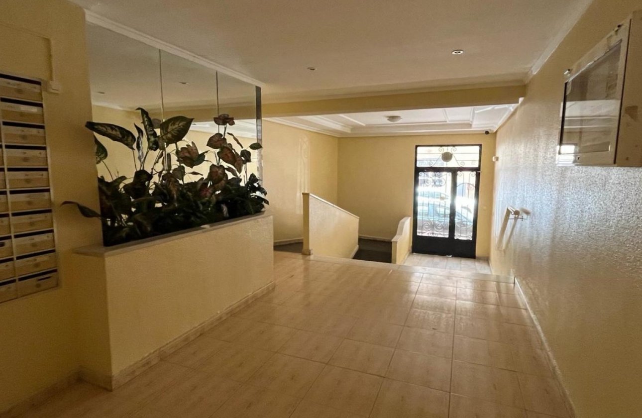 Resale - Apartment / flat - Torrevieja
