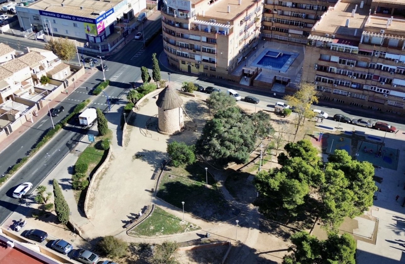 Resale - Apartment / flat - Torrevieja - El Molino