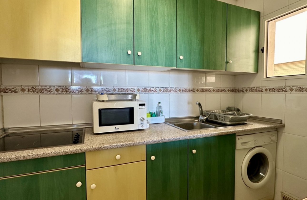 Resale - Apartment / flat - Torrevieja - El Molino