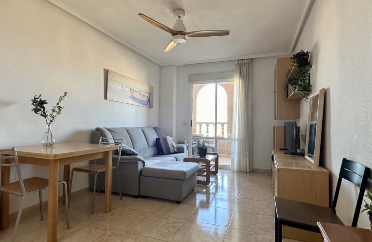 Resale - Apartment / flat - Torrevieja - El Molino
