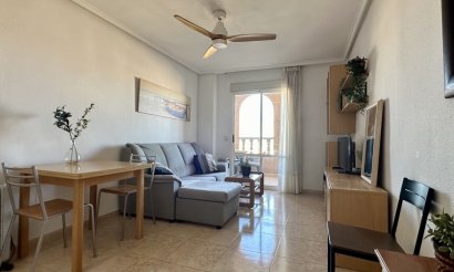 Resale - Apartment / flat - Torrevieja - El Molino