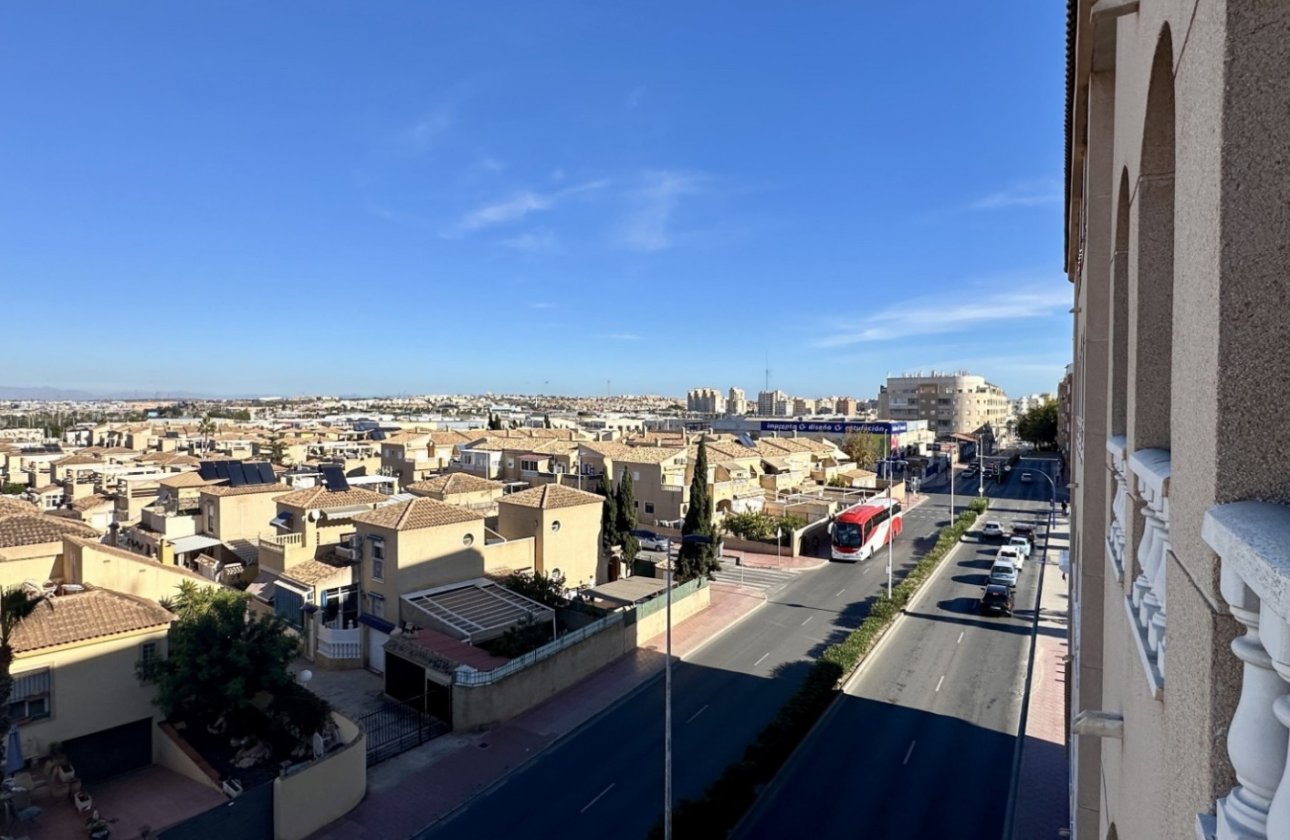 Resale - Apartment / flat - Torrevieja - El Molino