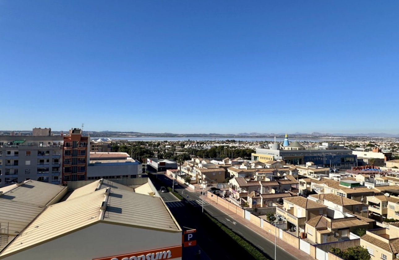 Resale - Apartment / flat - Torrevieja - El Molino