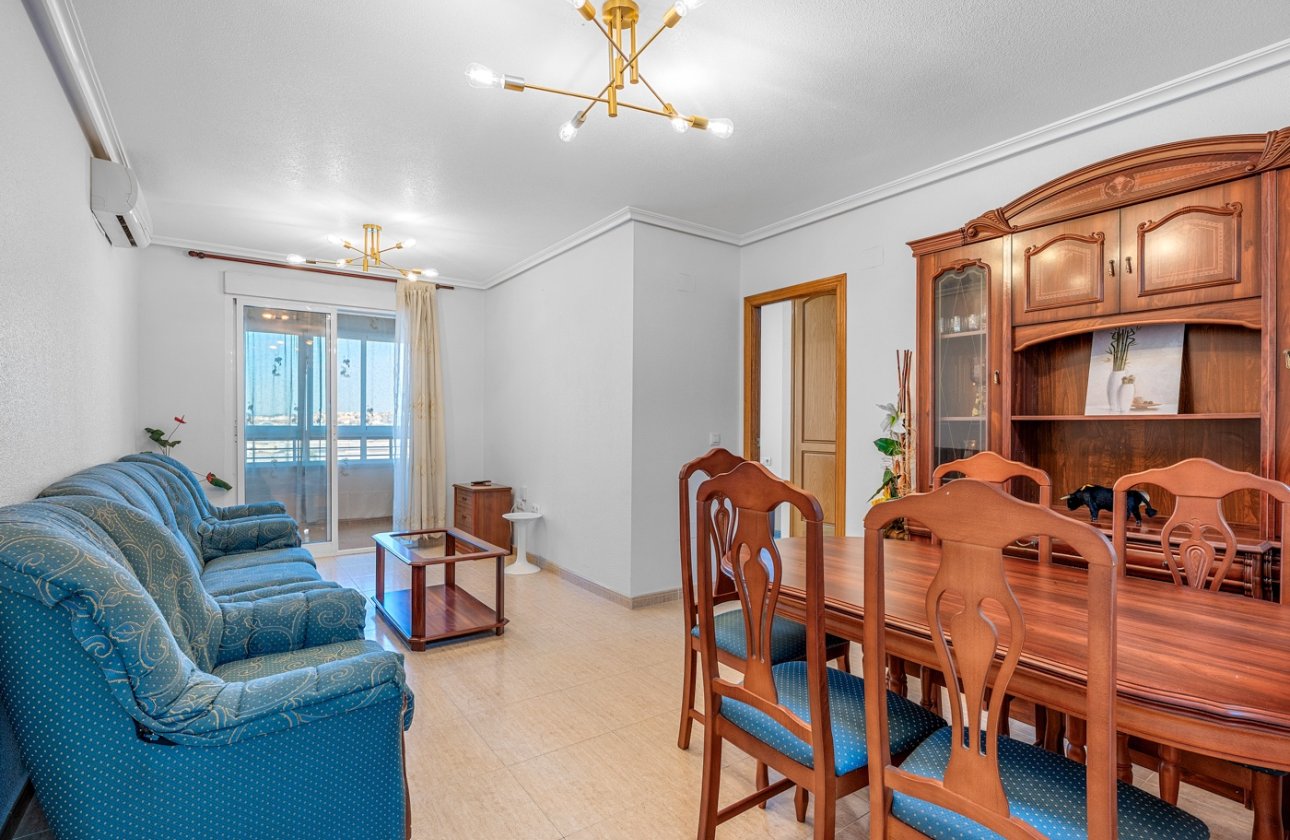Resale - Apartment / flat - Torrevieja