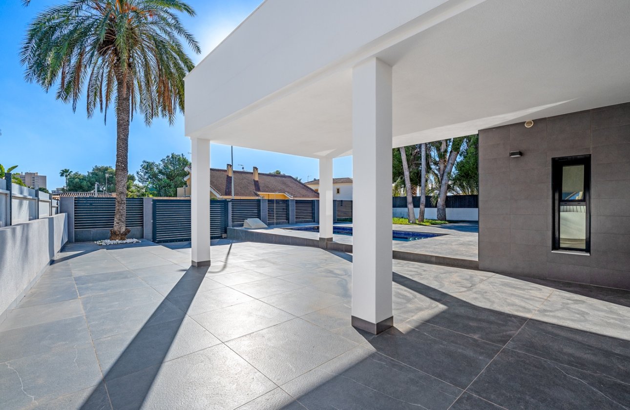 Resale - Villa - Campoamor
