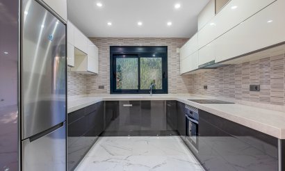 Resale - Villa - Campoamor