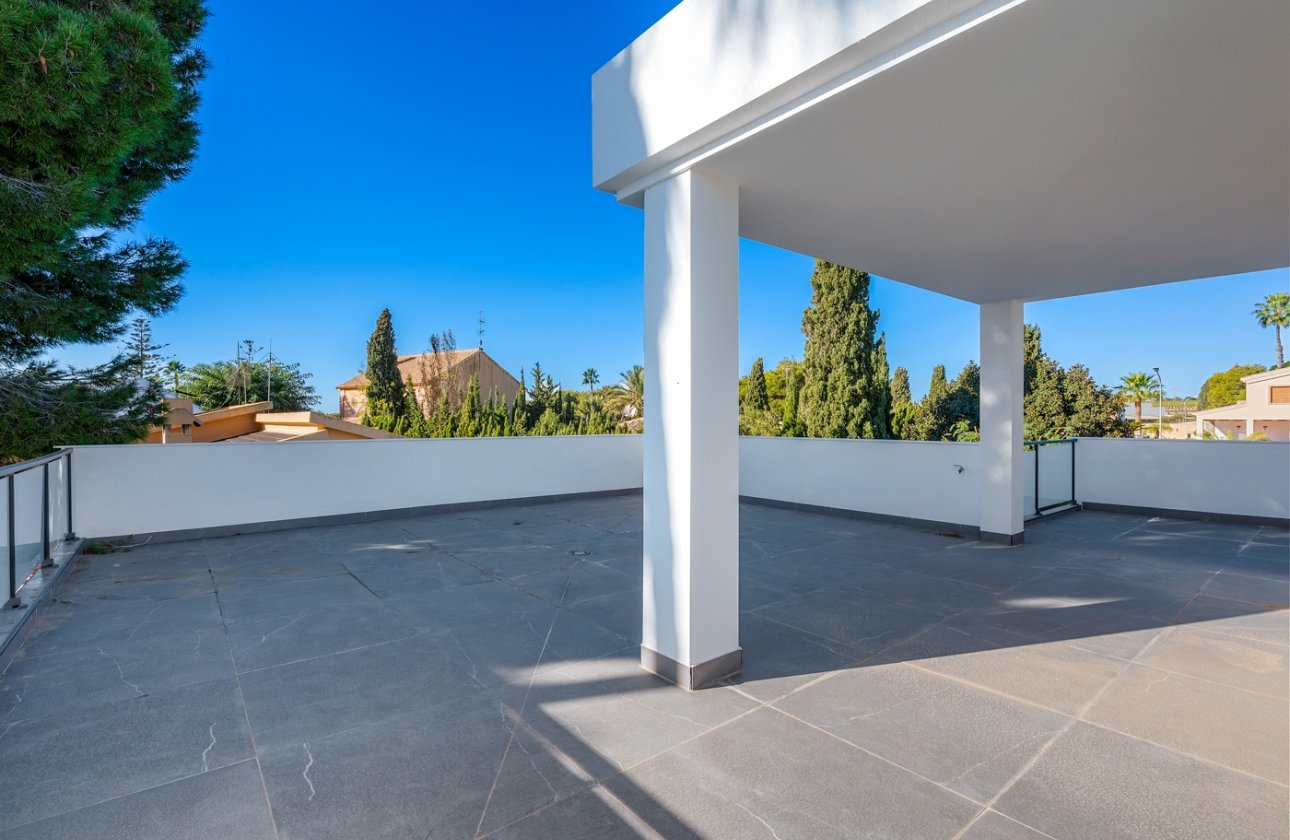 Resale - Villa - Campoamor