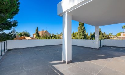 Resale - Villa - Campoamor