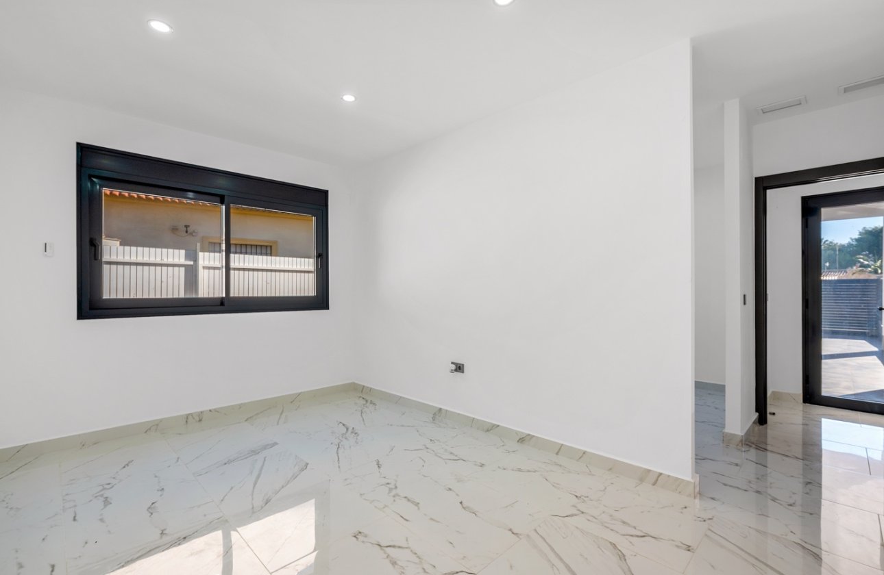 Resale - Villa - Campoamor