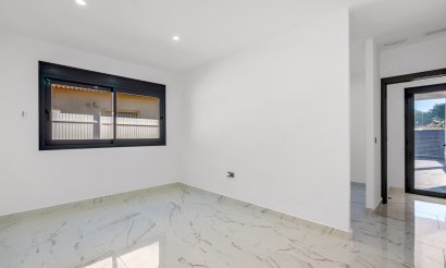 Resale - Villa - Campoamor