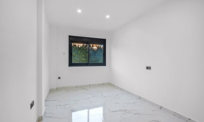 Resale - Villa - Campoamor