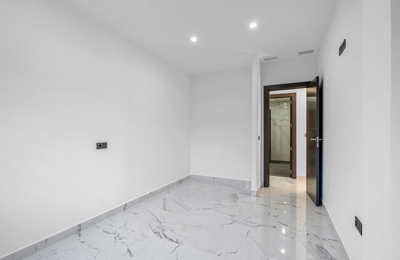 Resale - Villa - Campoamor