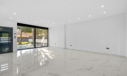 Resale - Villa - Campoamor