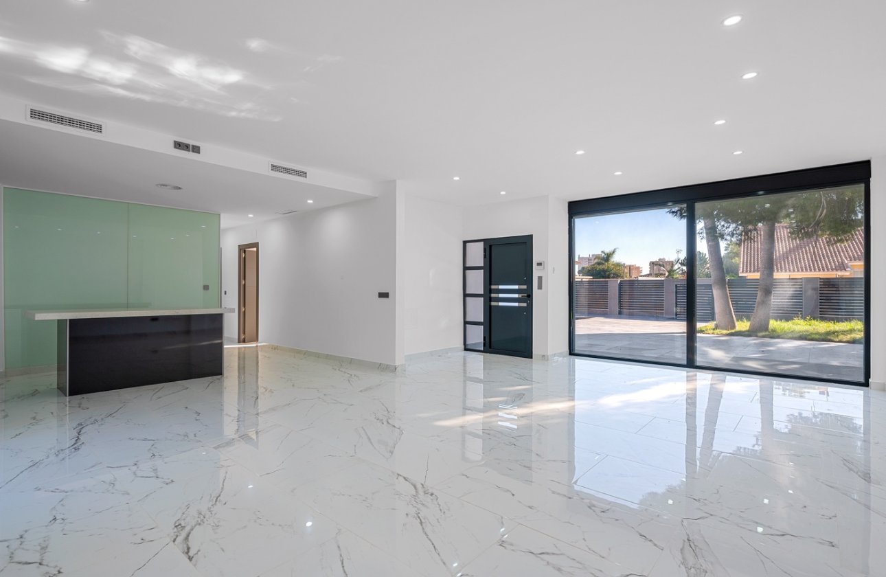 Resale - Villa - Campoamor