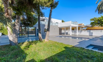 Resale - Villa - Campoamor