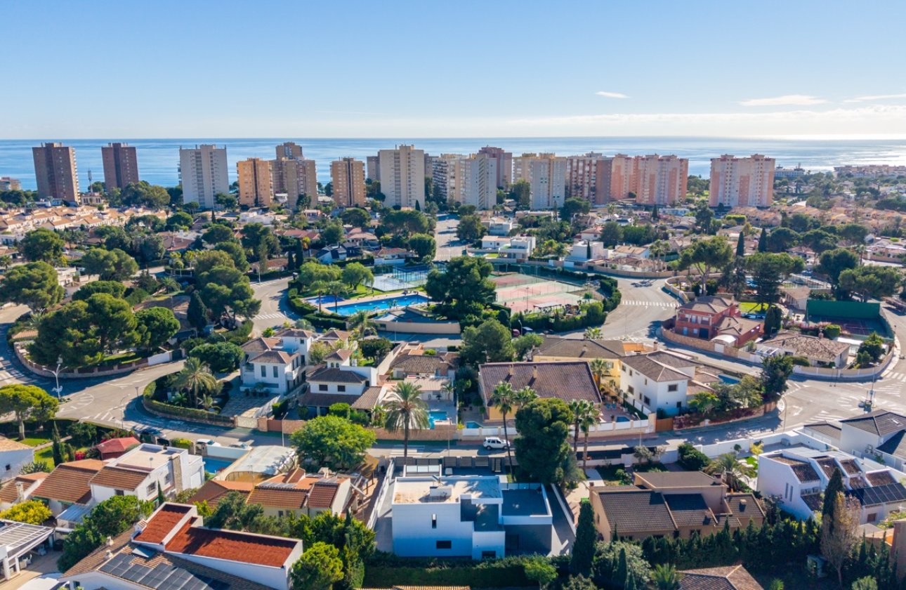 Resale - Villa - Campoamor