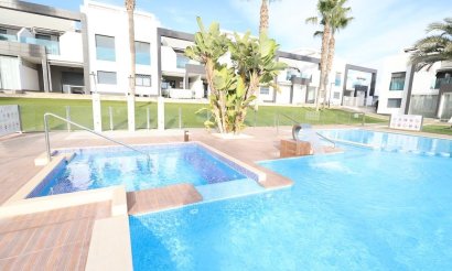Reventa - Bungalow - Orihuela Costa - La Zenia