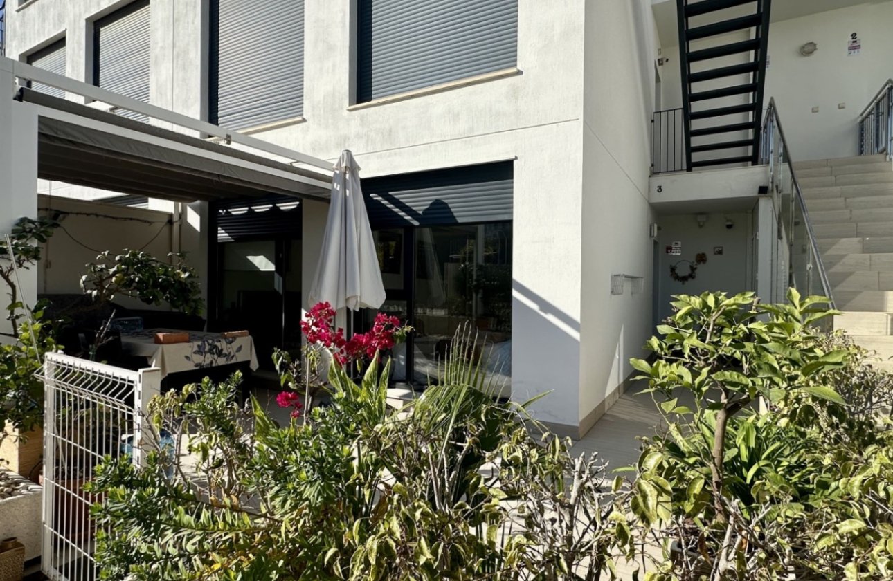 Reventa - Apartamento / piso - Orihuela Costa - Punta Prima