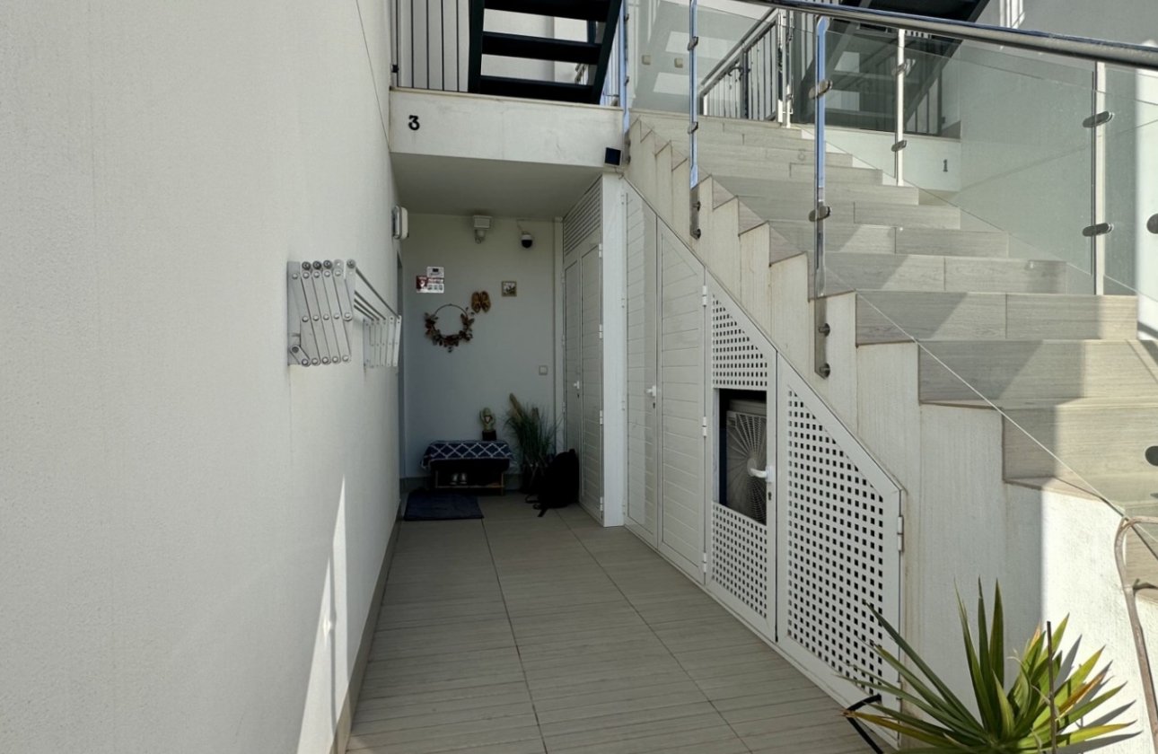 Reventa - Apartamento / piso - Orihuela Costa - Punta Prima