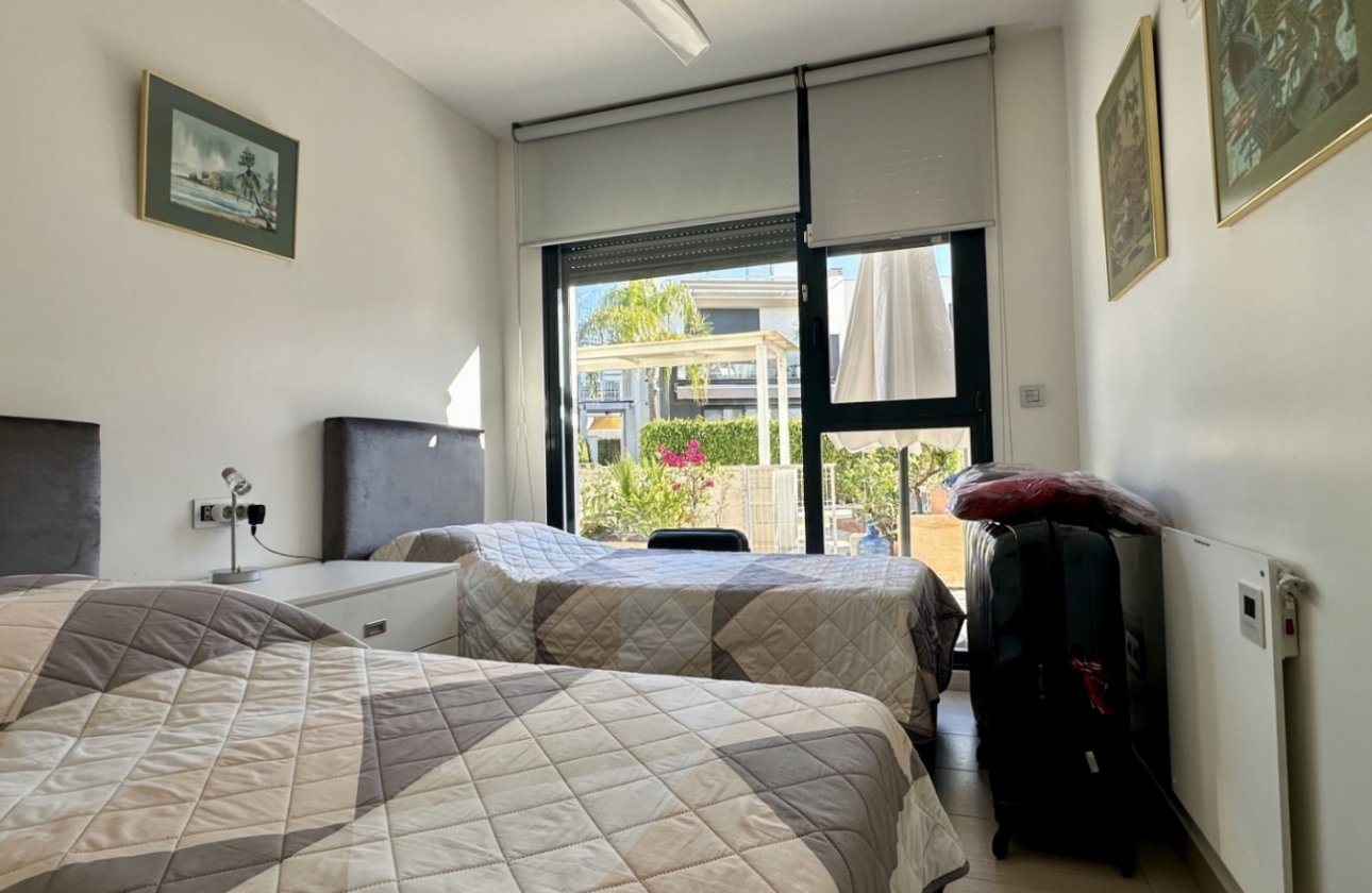 Reventa - Apartamento / piso - Orihuela Costa - Punta Prima