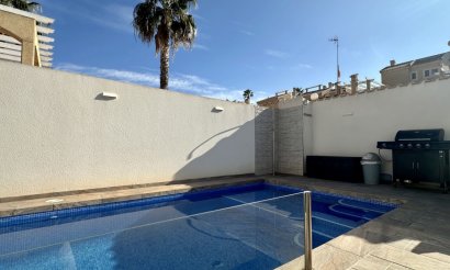 Reventa - Villa - Orihuela Costa - Los Altos