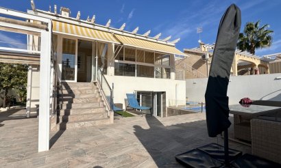 Reventa - Villa - Orihuela Costa - Los Altos