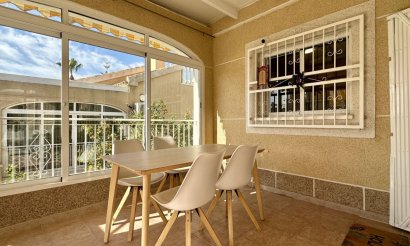 Reventa - Villa - Orihuela Costa - Los Altos