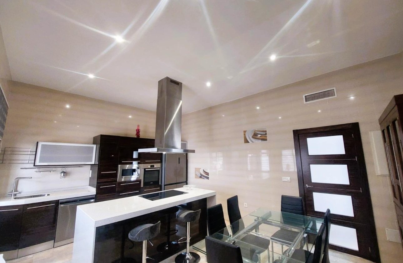 Resale - Villa - Pilar de la Horadada - Torre de la Horadada