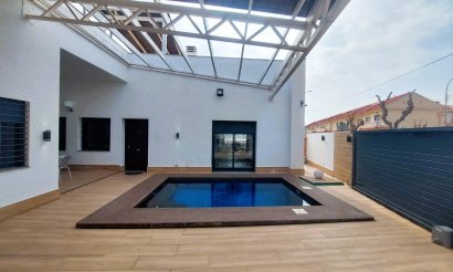 Resale - Villa - Pilar de la Horadada - Torre de la Horadada