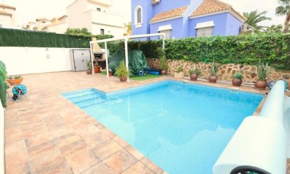 Revente - Villa - San Miguel de Salinas - Las filipinas