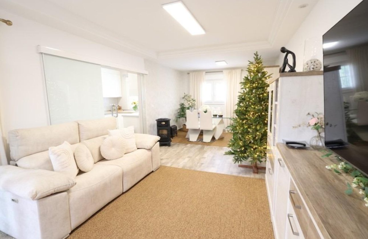 Revente - Villa - San Miguel de Salinas - Las filipinas